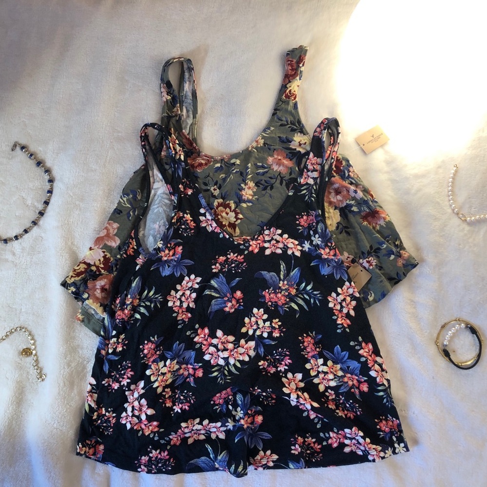 American Eagle Floral Tank Tops